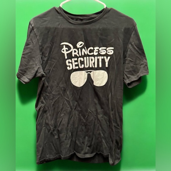Princess Security Black T-Shirt MEDIUM UNISEX - Picture 1 of 3